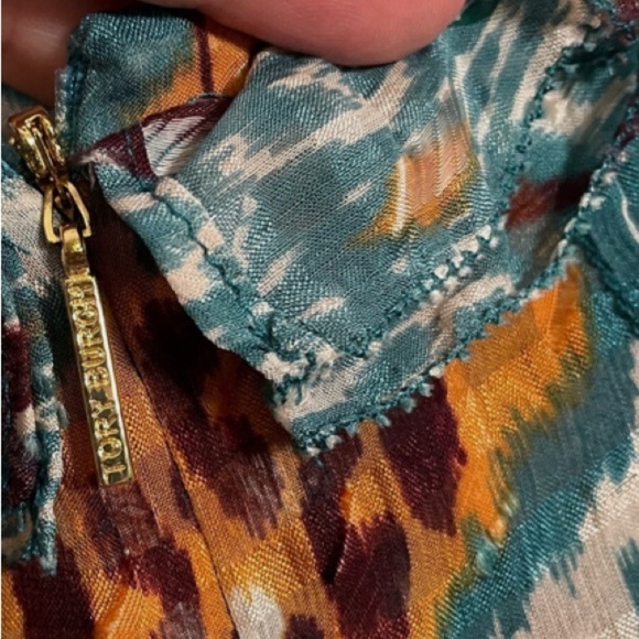 🌷Tory Burch Blue and Orange Pleated Blouse with 3/4 Sleeves - Picture 5 of 6